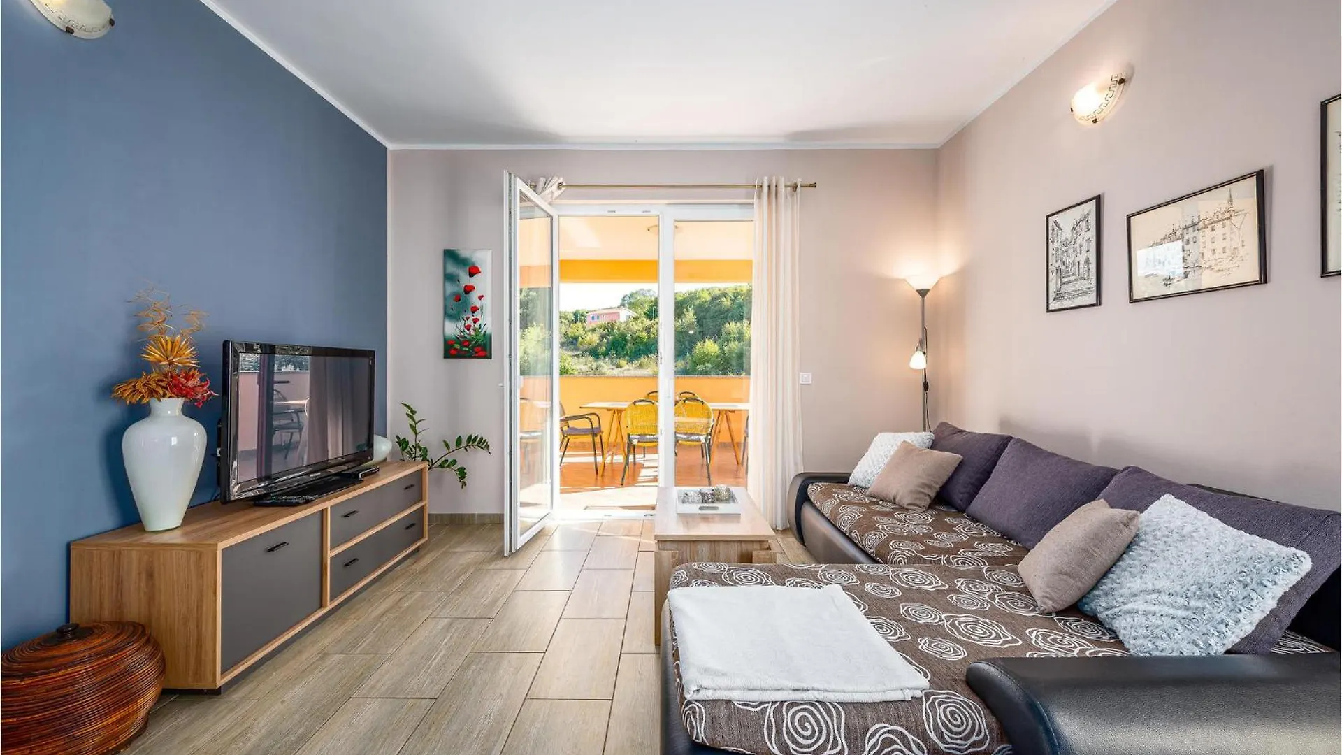 Tatil Evi Beautiful Home In Sorici-Kanfanar With Kitchen